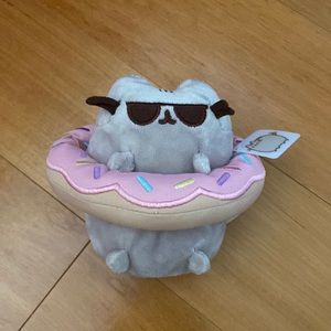 GUND Pusheen Donut Pool Float Summer RARE Collectible 5" Cat Plush Toy